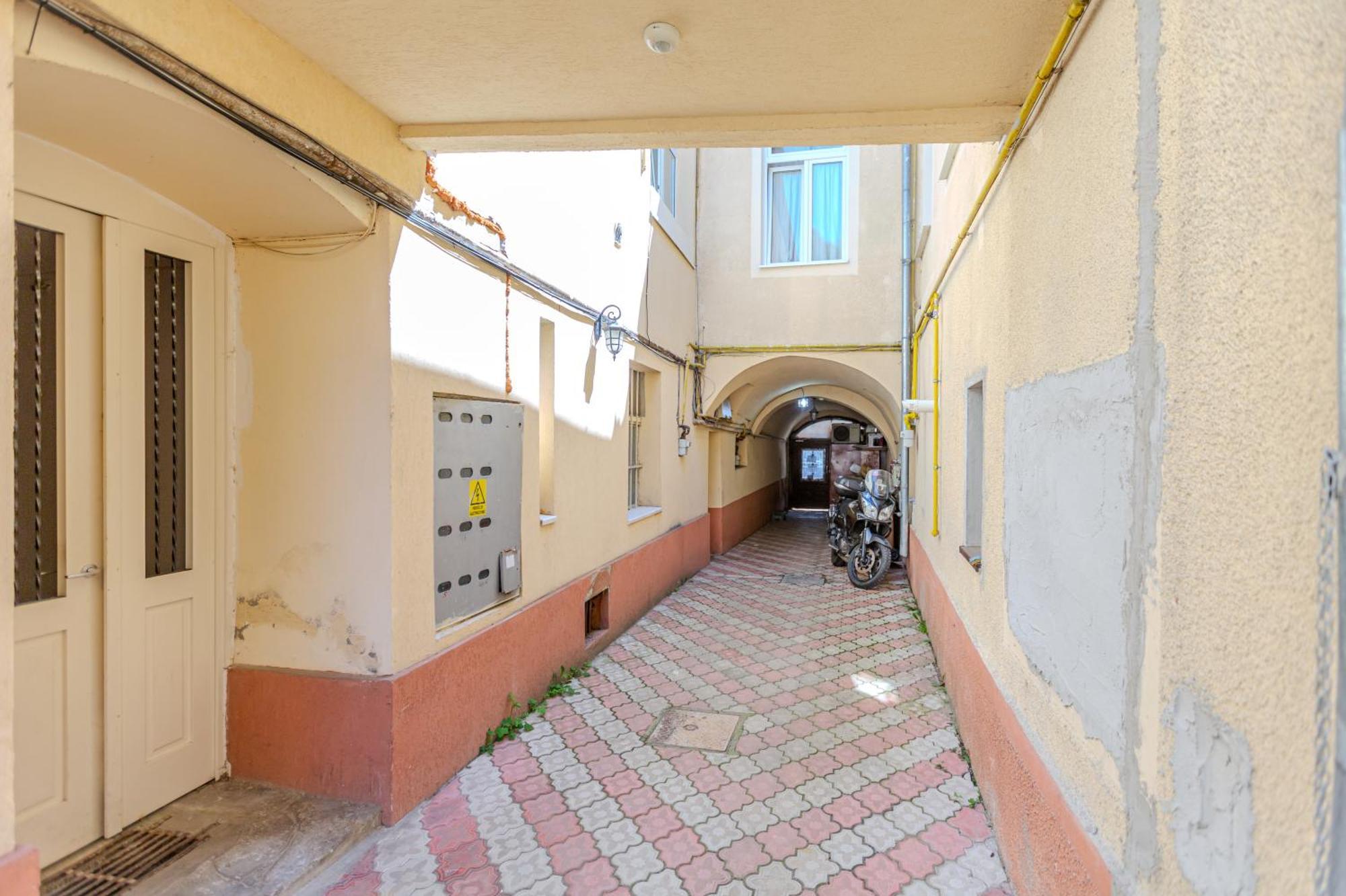 A Piece Of History Guesthouse Braşov Exterior foto
